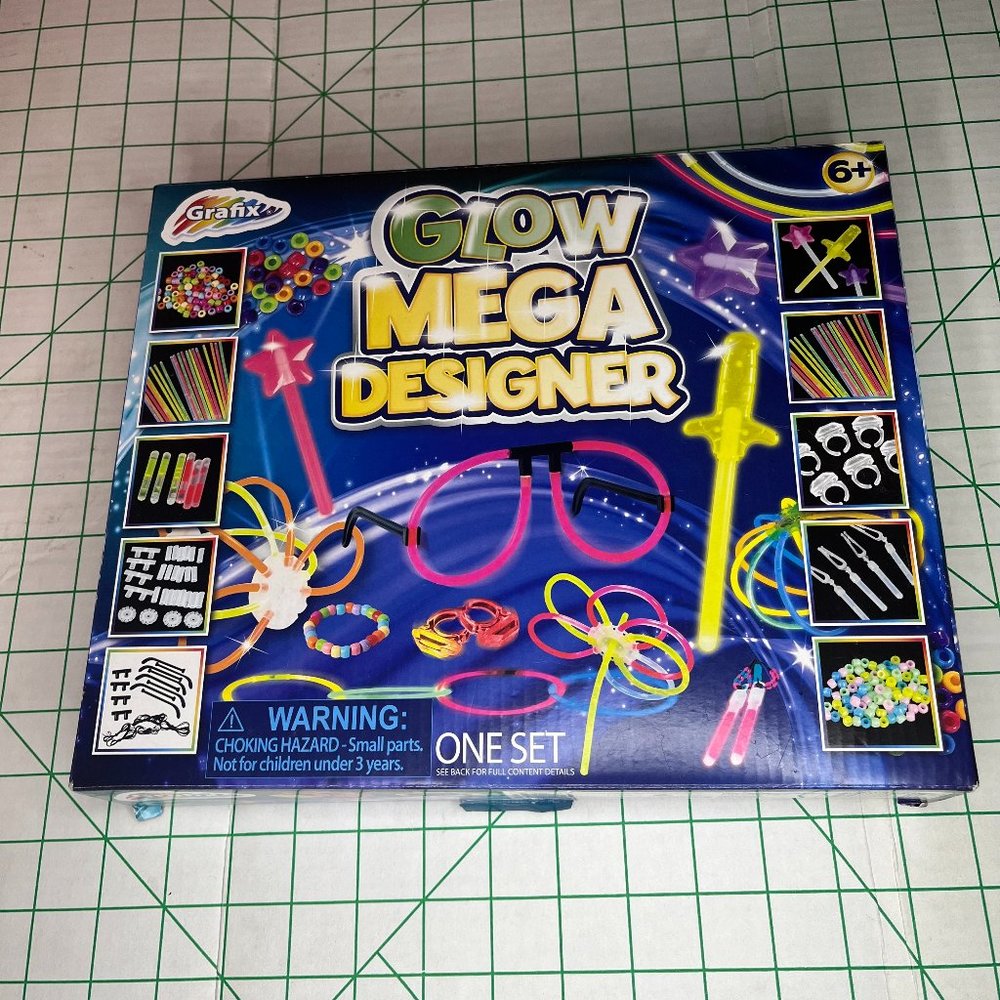 Grafix Glow Mega Designer Craft Set Kids Crafts Kits Toys